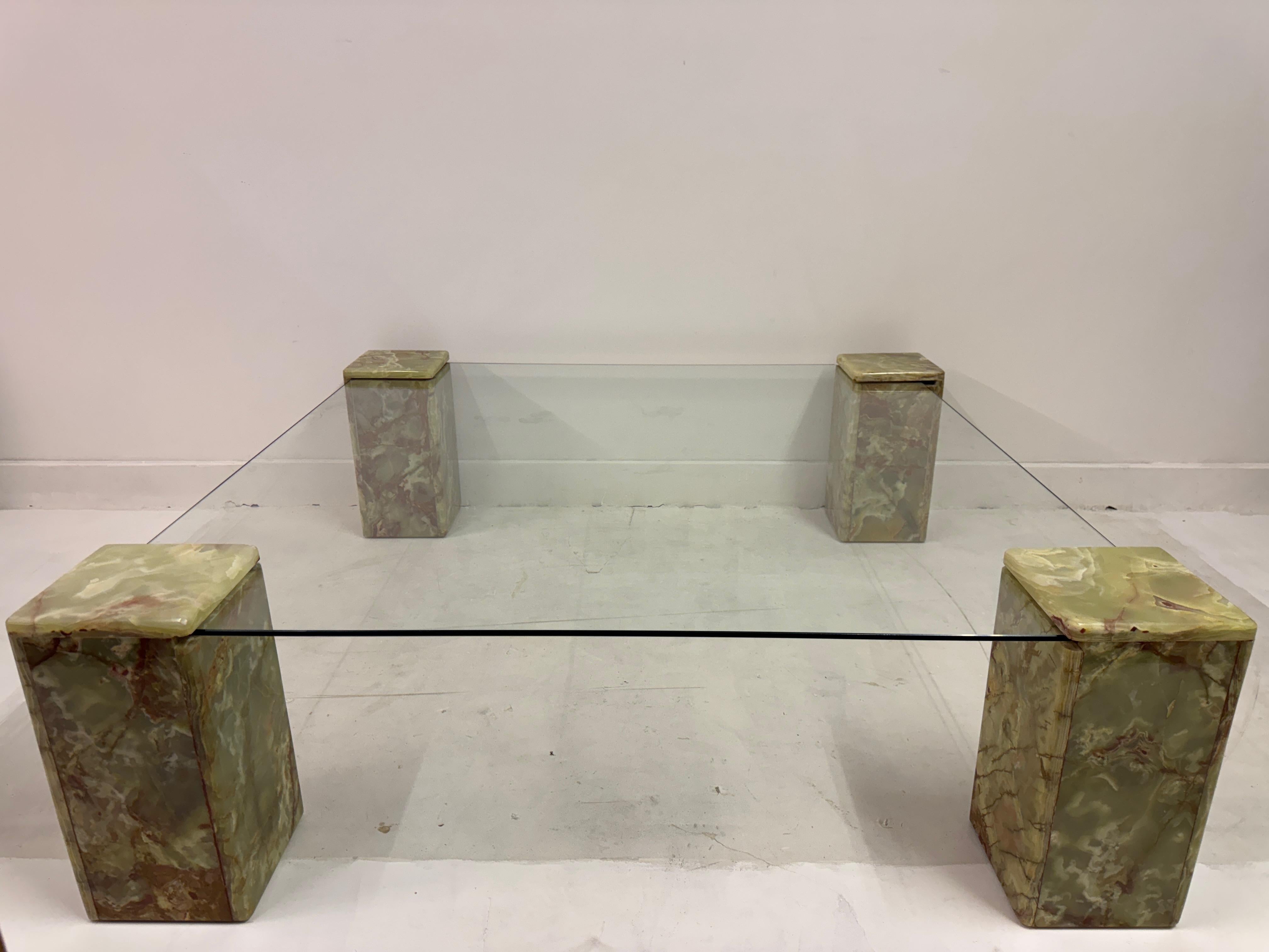 Italian Large 1980s Onyx and Glass Coffee Table For Sale