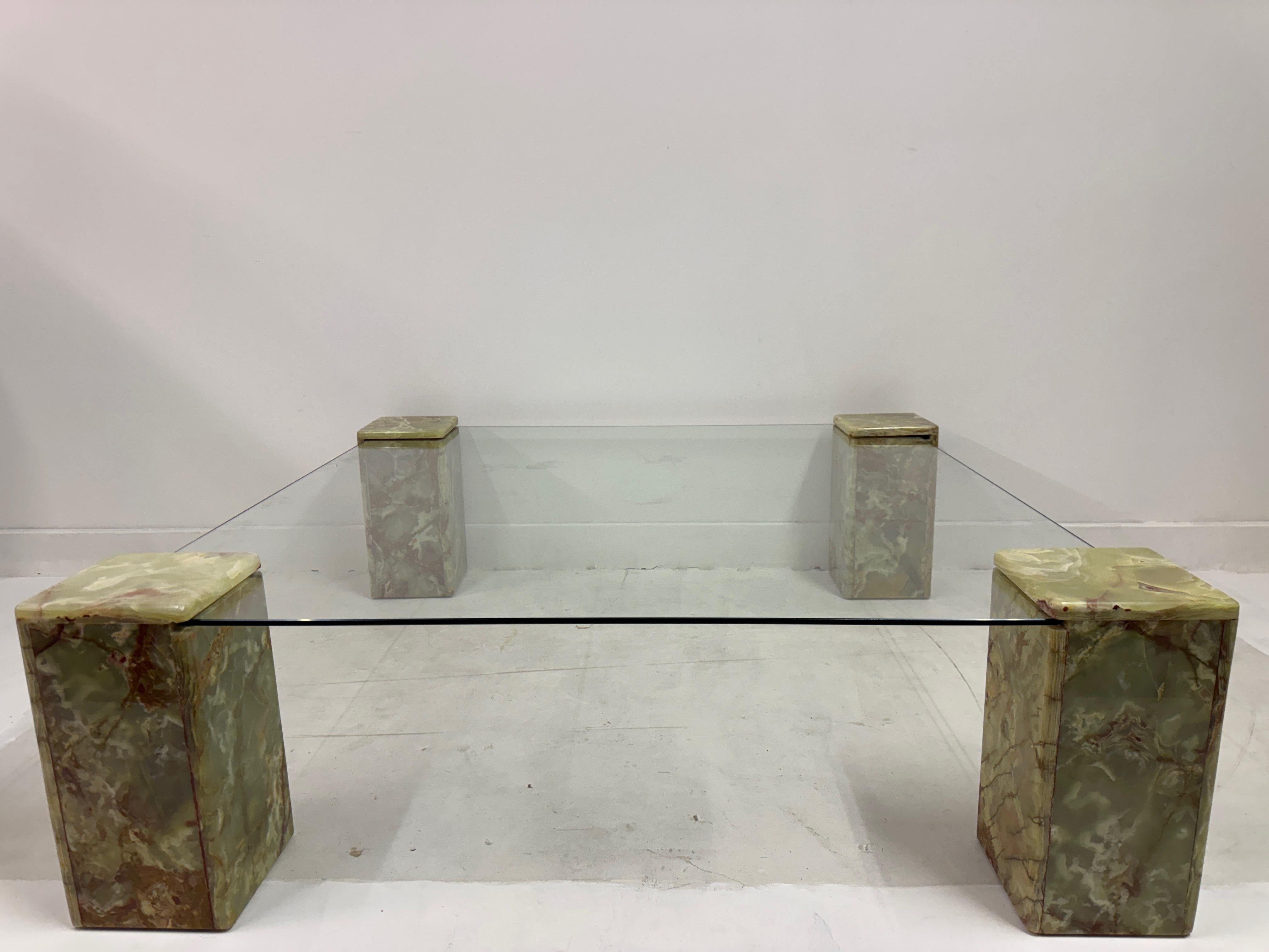 Large 1980s Onyx and Glass Coffee Table In Good Condition For Sale In London, London