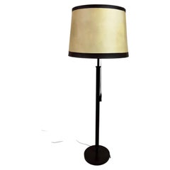 Lampada da terra in pelle e pergamena degli anni ’60 di Charlotte Wawer
