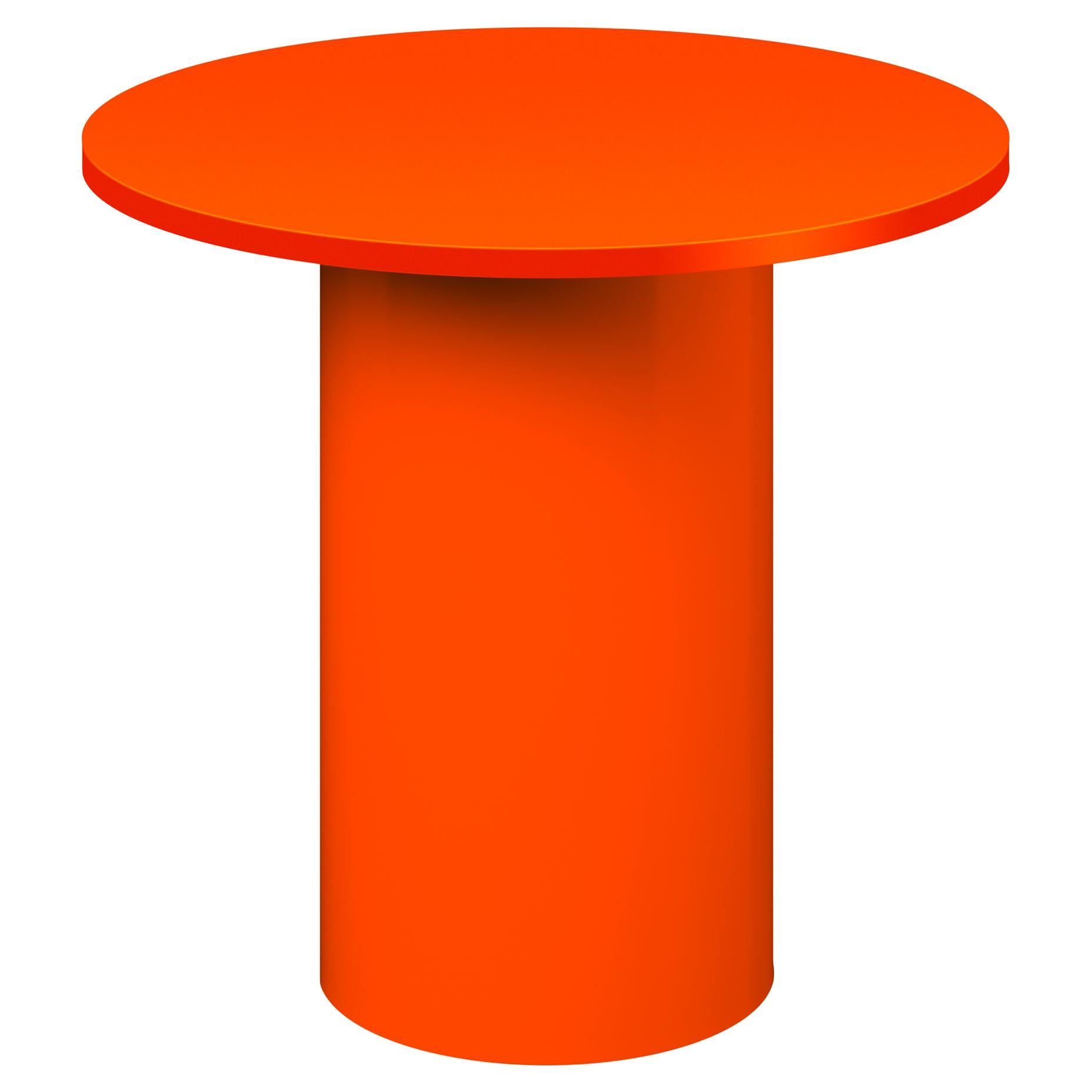 E15 Enoki  Table d'appoint conçue par Philipp Mainzer