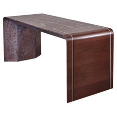 Schreibtisch „ Now and Then“ des 21. Jahrhunderts, italienisches Nussbaum und Ahornholz