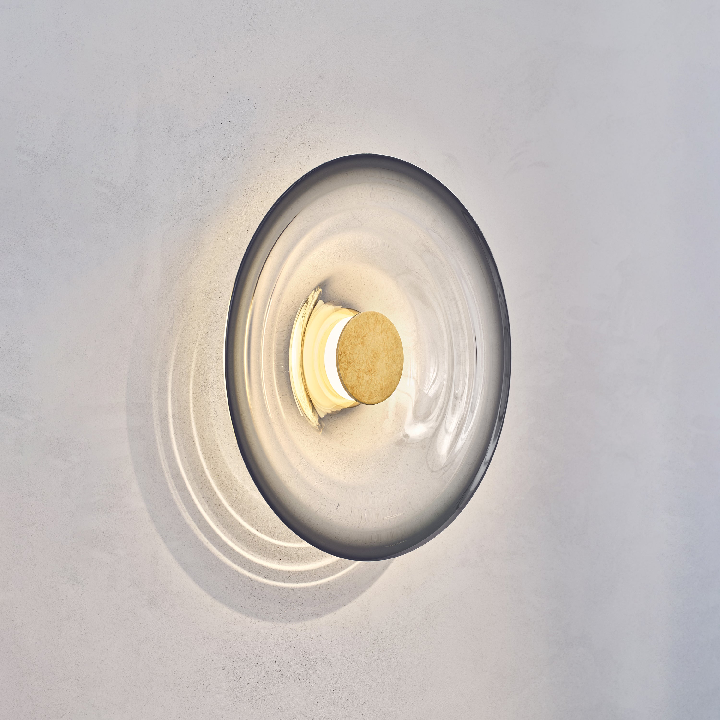 'Liquid Smoke' Hand-Blown Glass & Aged Brass Contemporary Wall Light, Sconce For Sale