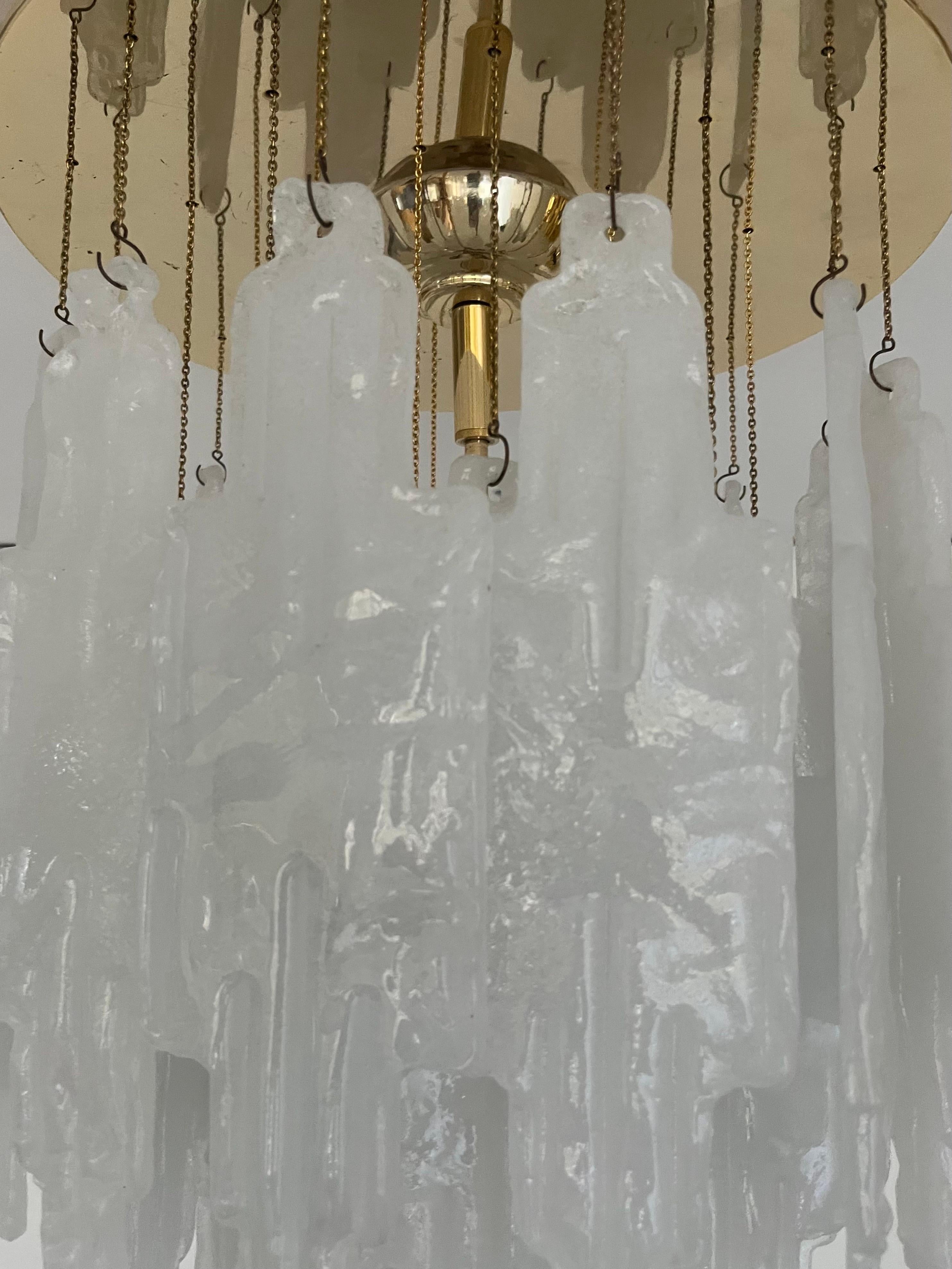 Lustre italien en verre de Murano blanc neige du milieu du siècle dernier par Poliarte, 1970 en vente 10