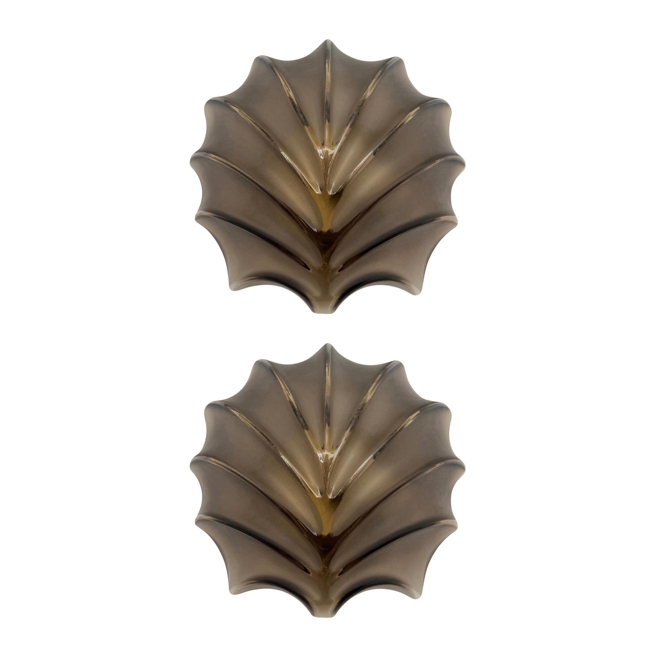 German Mid-Century Shell Brown glass Pair of Wall Sconces by Hillebrand, 1970s For Sale 11