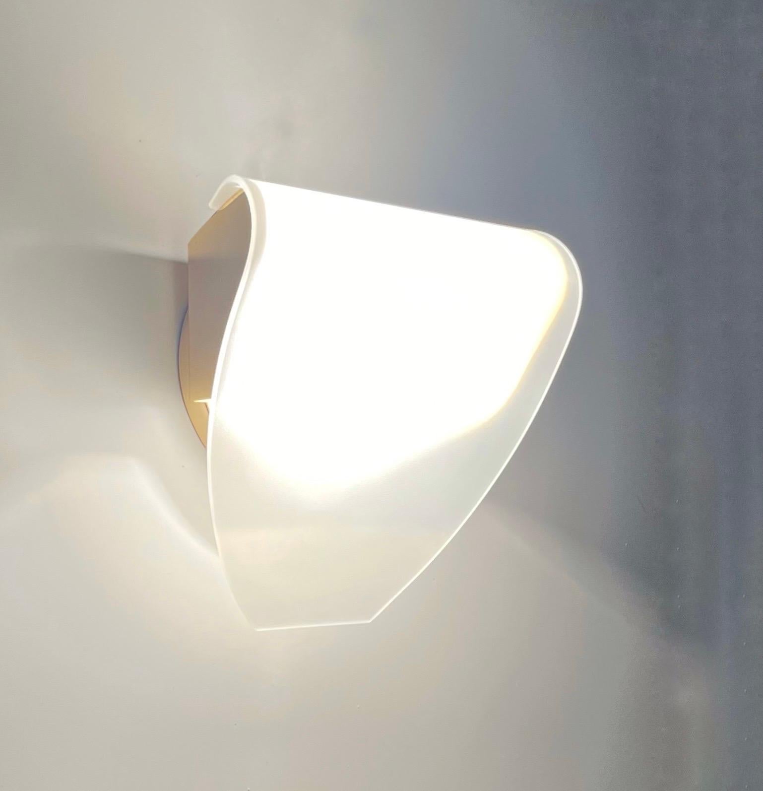 Postmodern White Glass Gold Set of Four Wall Sconces by Blauet, Barcelona, 1990s For Sale 7