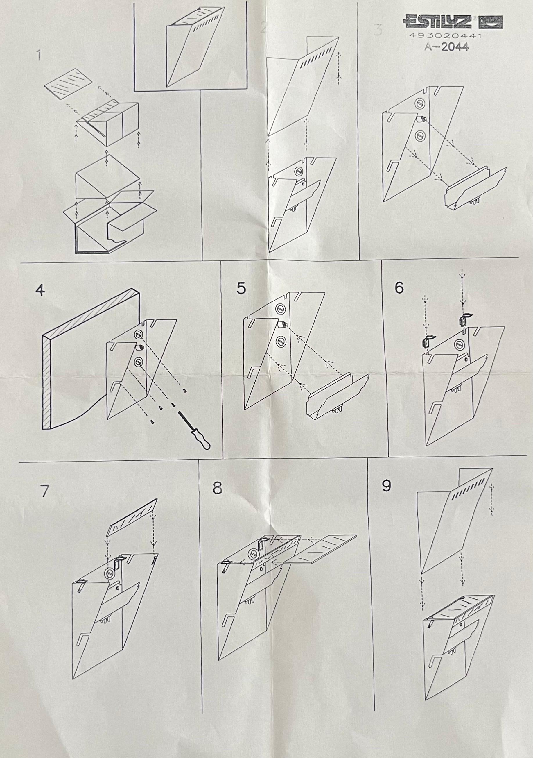 Postmoderner Satz von drei Wandleuchtern aus Goldmetall von Estiluz, Barcelona, 1990er Jahre im Angebot 8