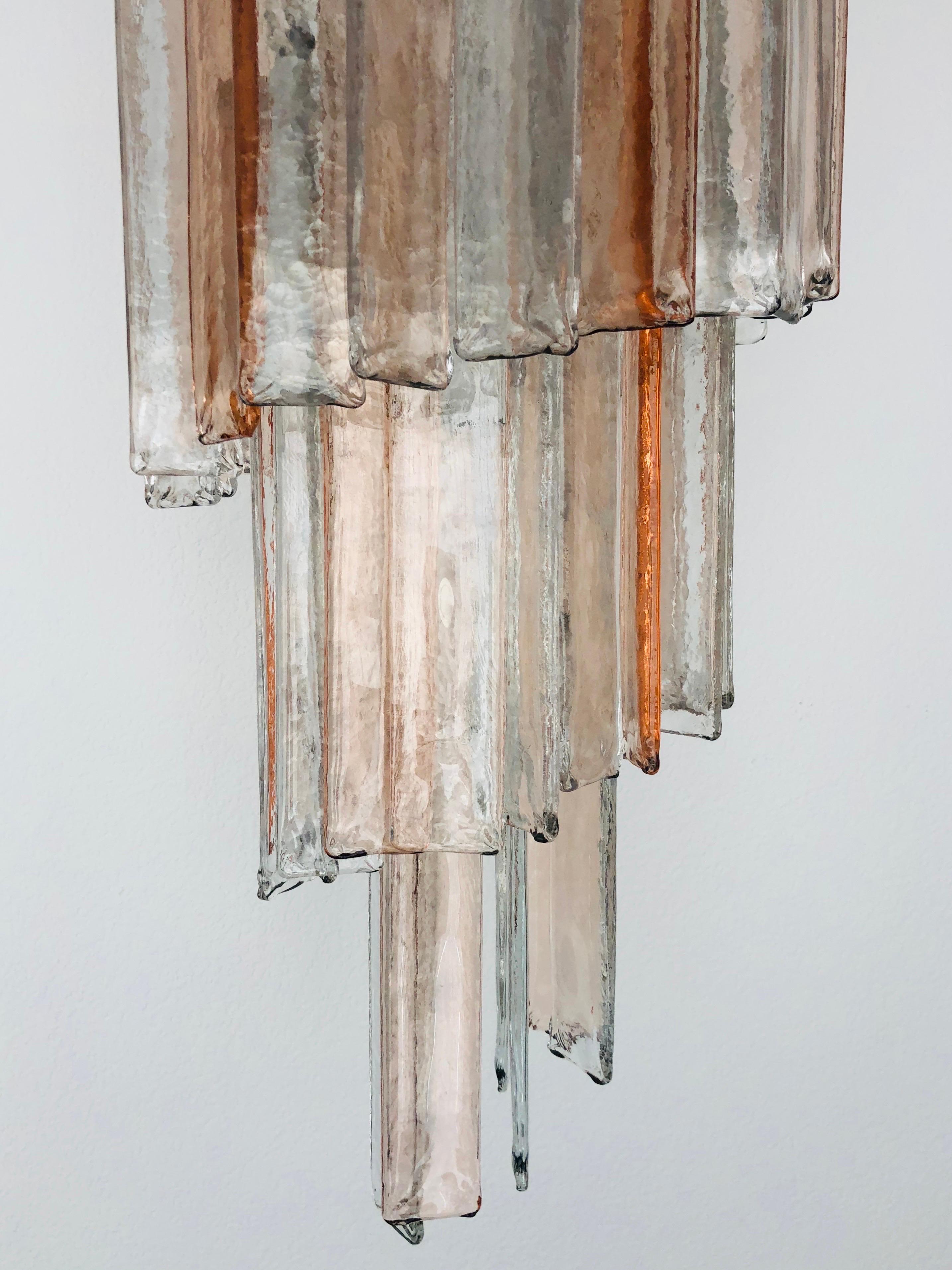 Late 20th Century Italian Midcentury Barbie Pink Clear Murano Chandelier by Mazzega, 1970s