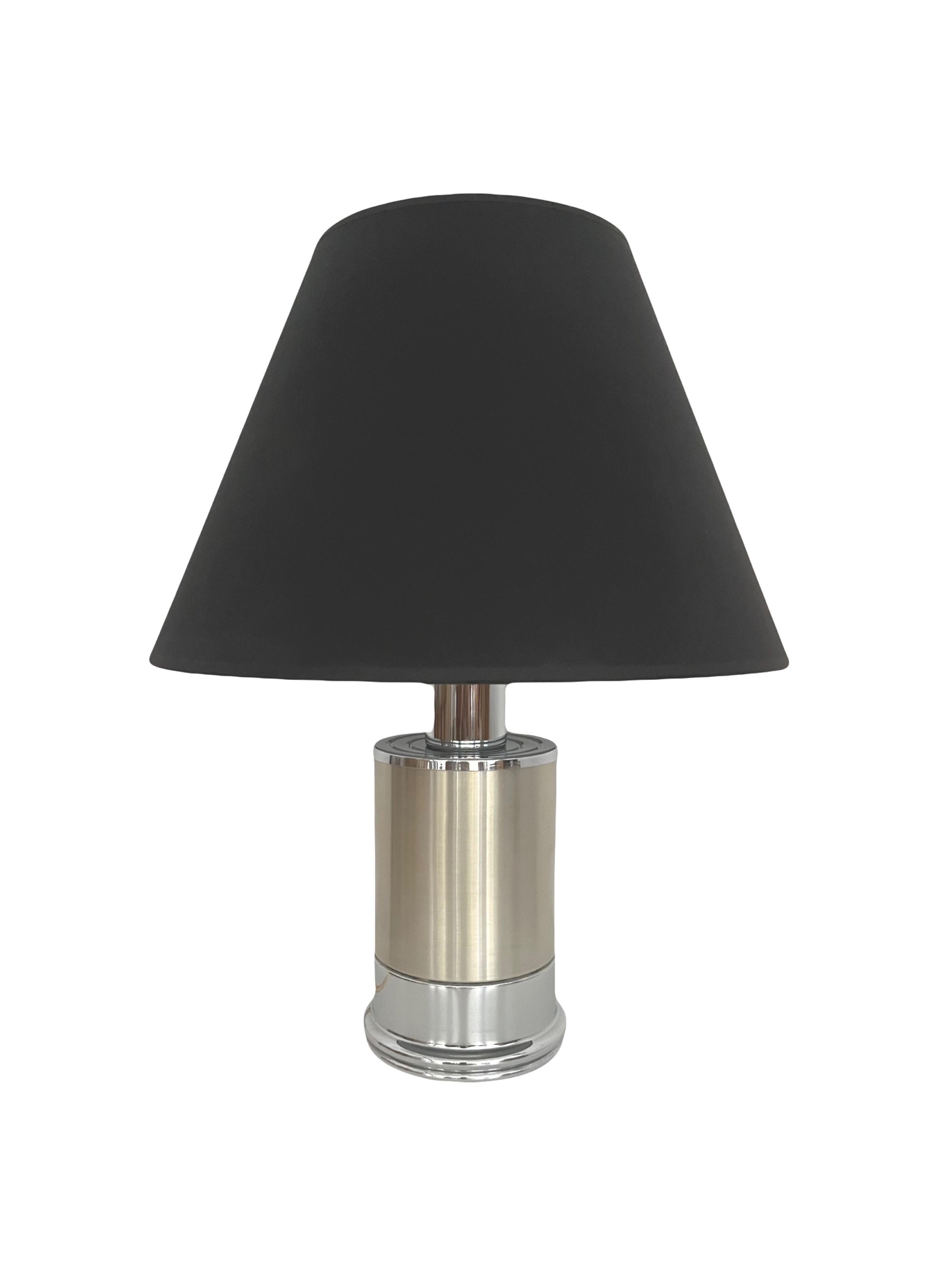 Italienische Tischlampe aus versilbertem Metall, Mitte des Jahrhunderts, 1970er Jahre 4