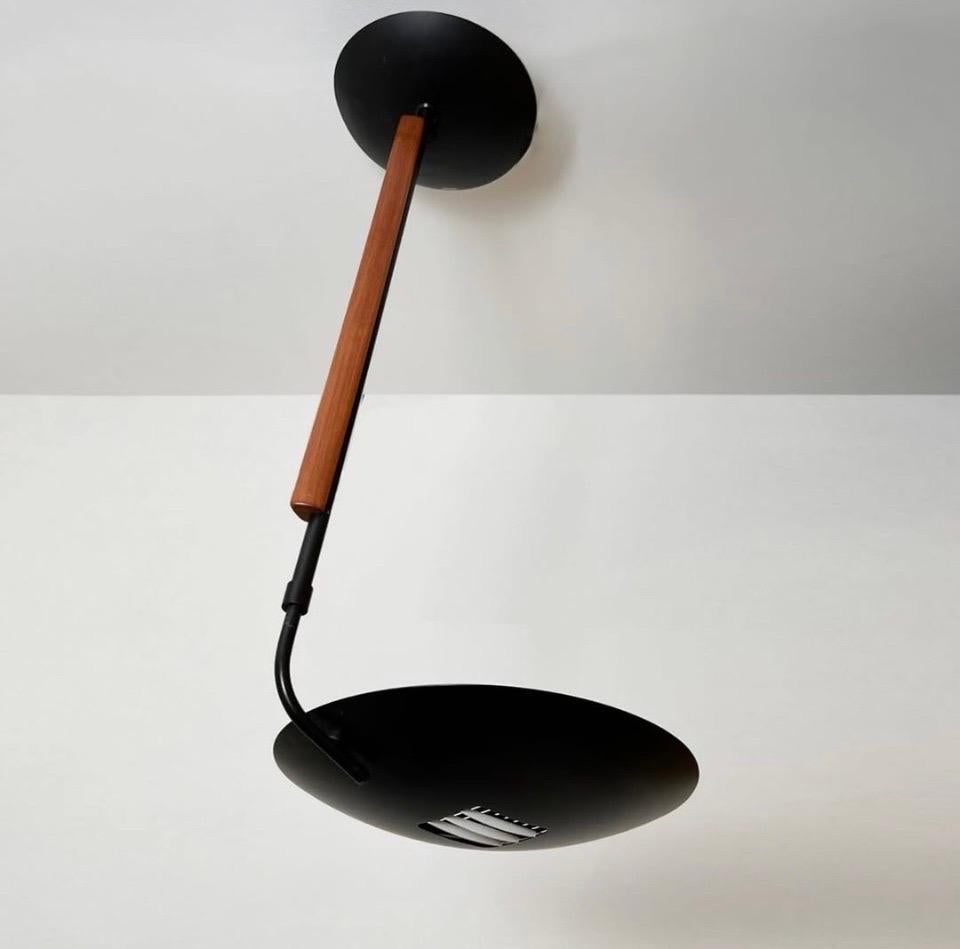 Cool Postmodern Chandelier/Flushmount by Leonardo Marelli for Estiluz. Model: T-1166 Negro. This fixture was manufactured in Barcelona (Spain) during 1980s.
The condition is excellent, this lamp has NO use. “Estiluz” original sticker label still