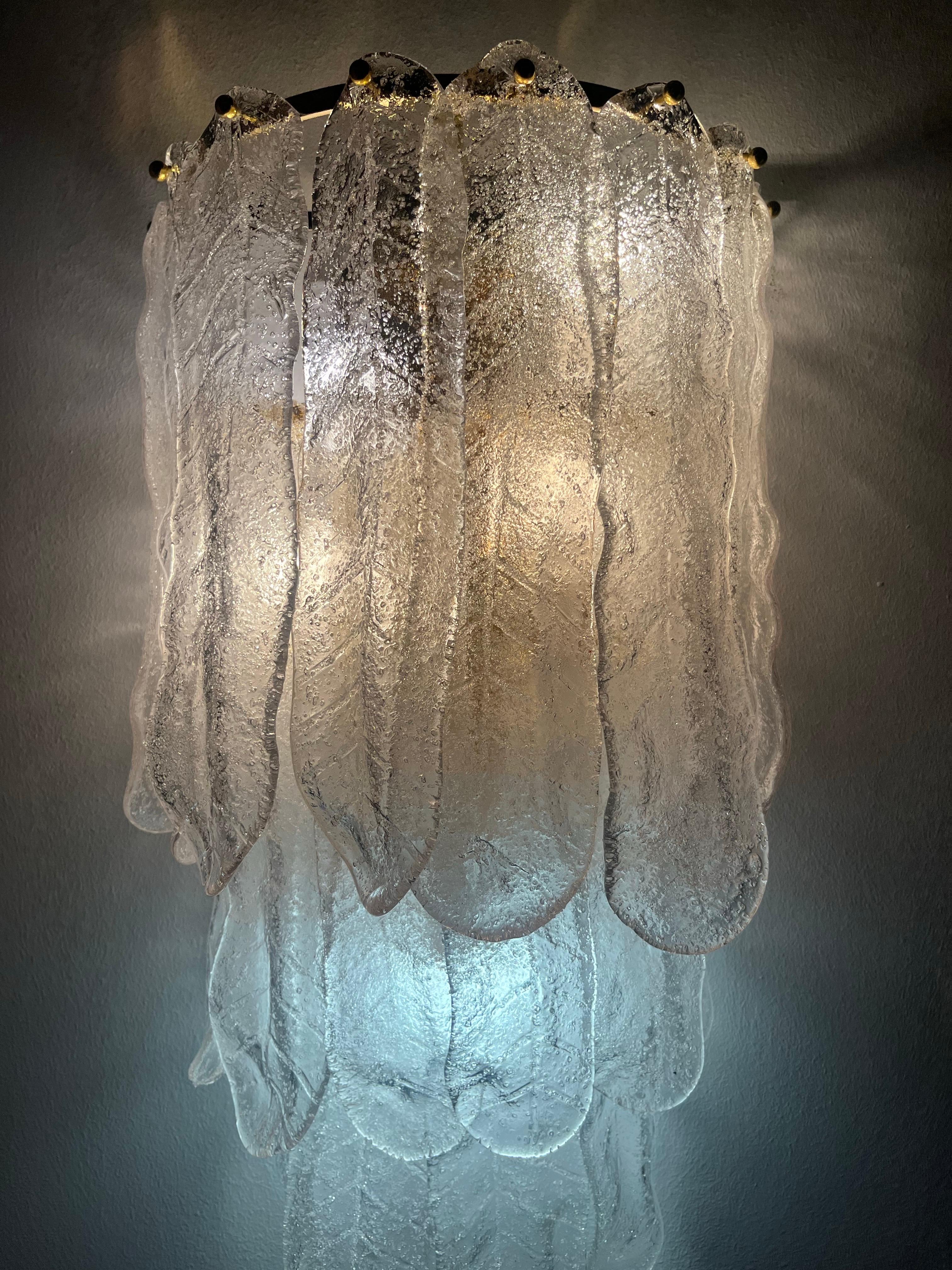 Grande paire d'appliques murales italiennes mi-siècle unique de Murano par Mazzega, 1970 en vente 5