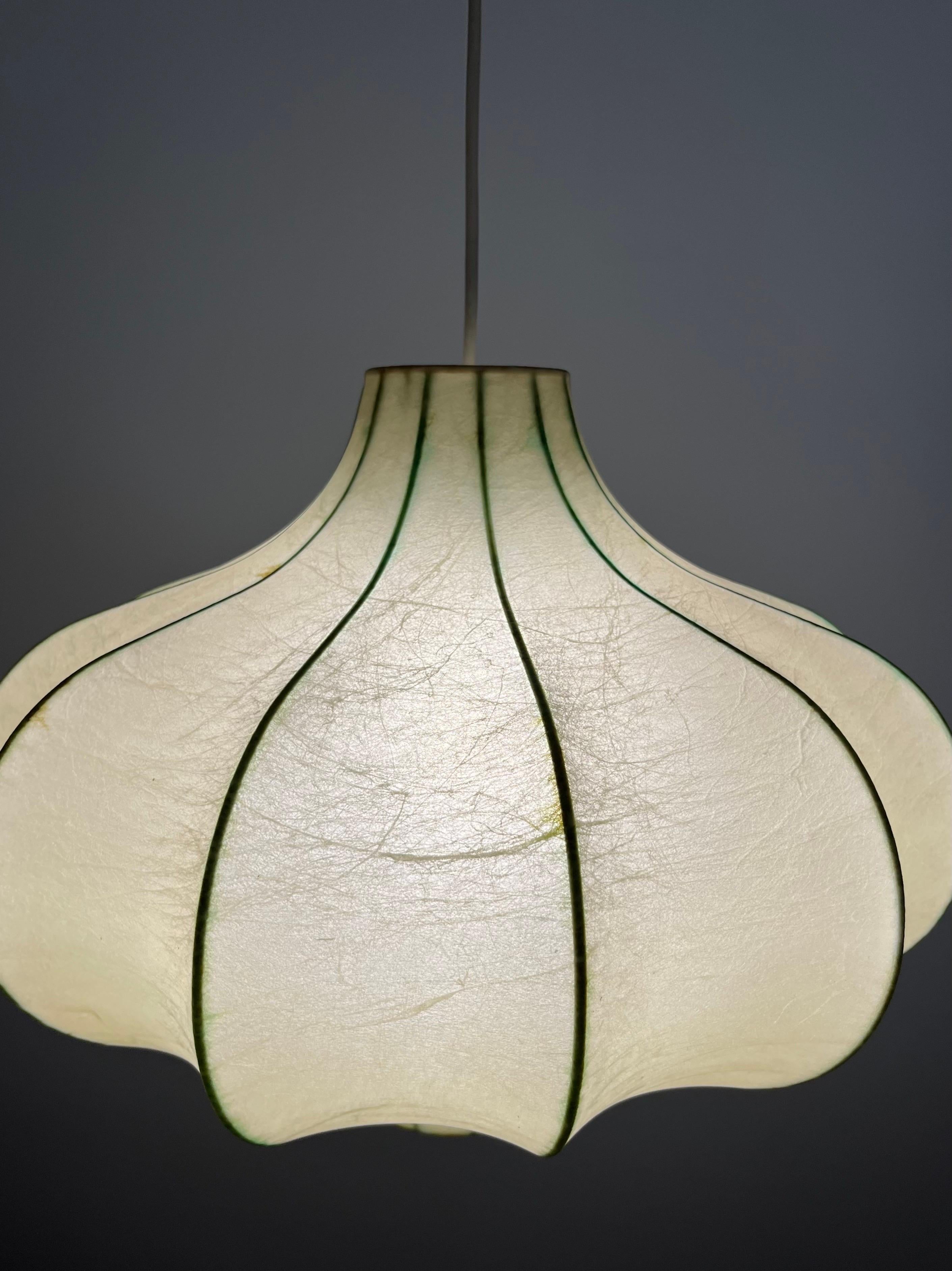 Deutscher „Cocoon“-Kronleuchter aus der Mitte des Jahrhunderts von Goldkant Leuchten, 1970er Jahre im Angebot 5
