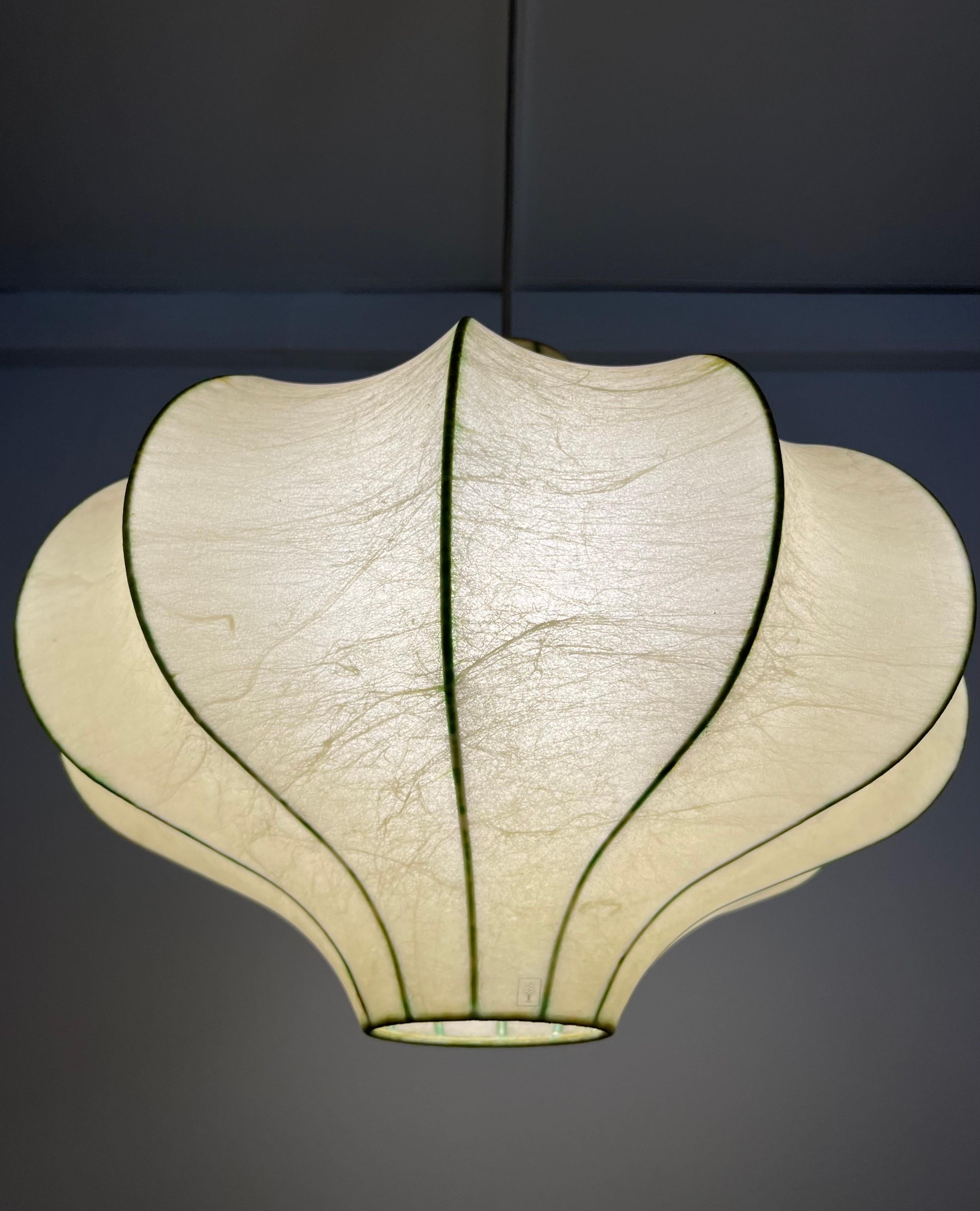 Deutscher „Cocoon“-Kronleuchter aus der Mitte des Jahrhunderts von Goldkant Leuchten, 1970er Jahre im Angebot 2