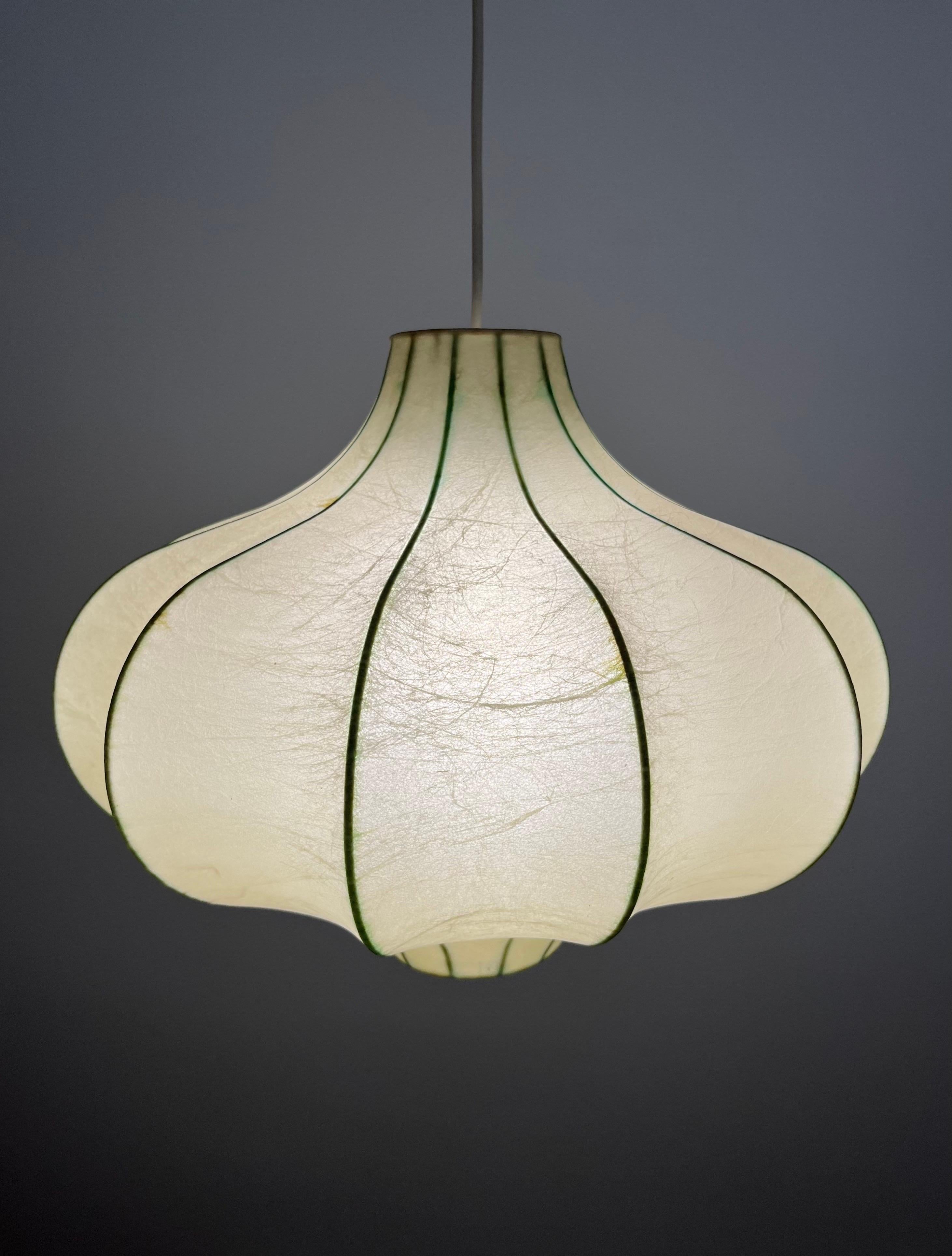 Deutscher „Cocoon“-Kronleuchter aus der Mitte des Jahrhunderts von Goldkant Leuchten, 1970er Jahre im Angebot 8