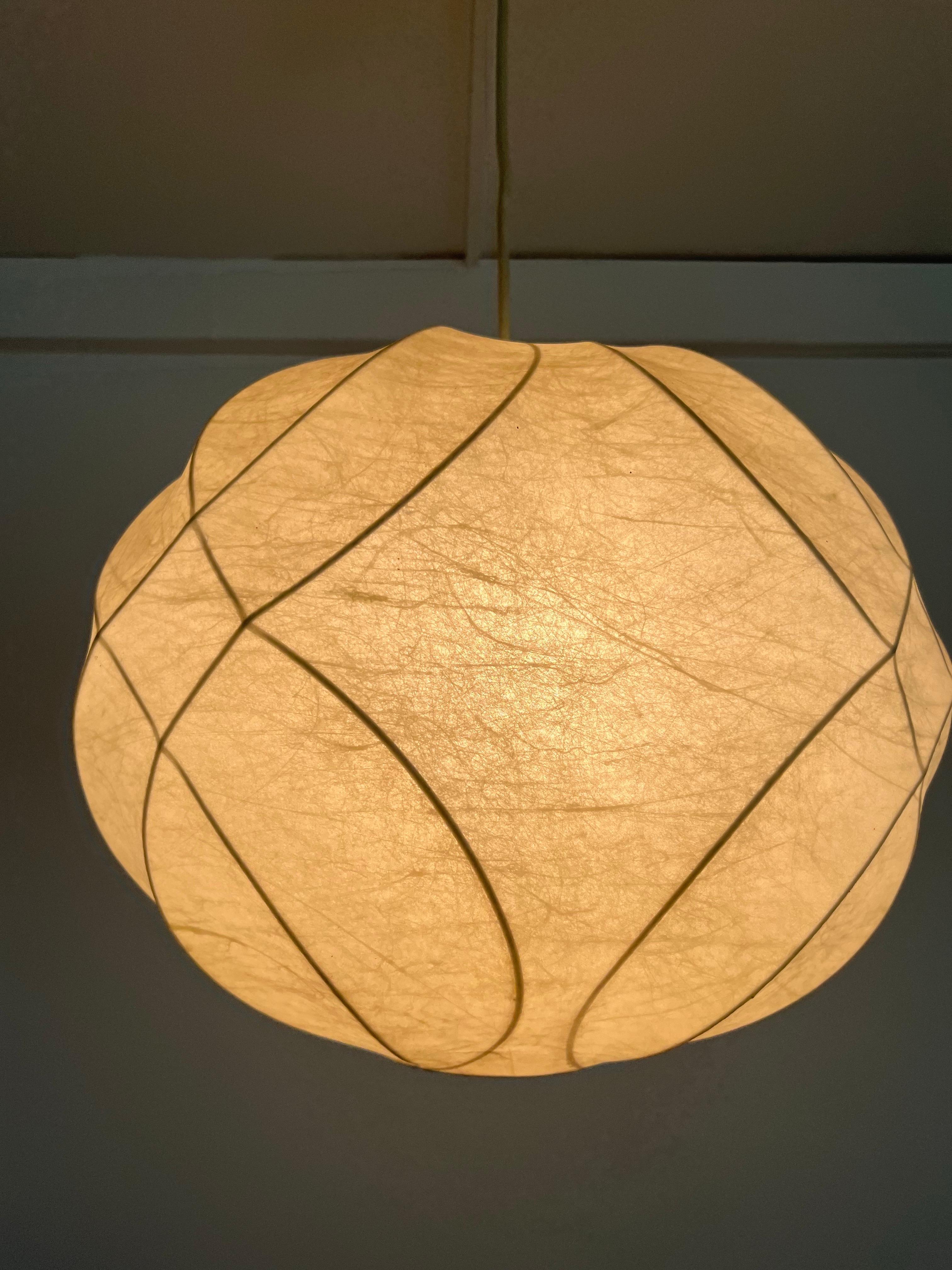 Tedesco Lampadario Cocoon tedesco di metà secolo di Friedel Wauer per Goldkant, anni '60 in vendita