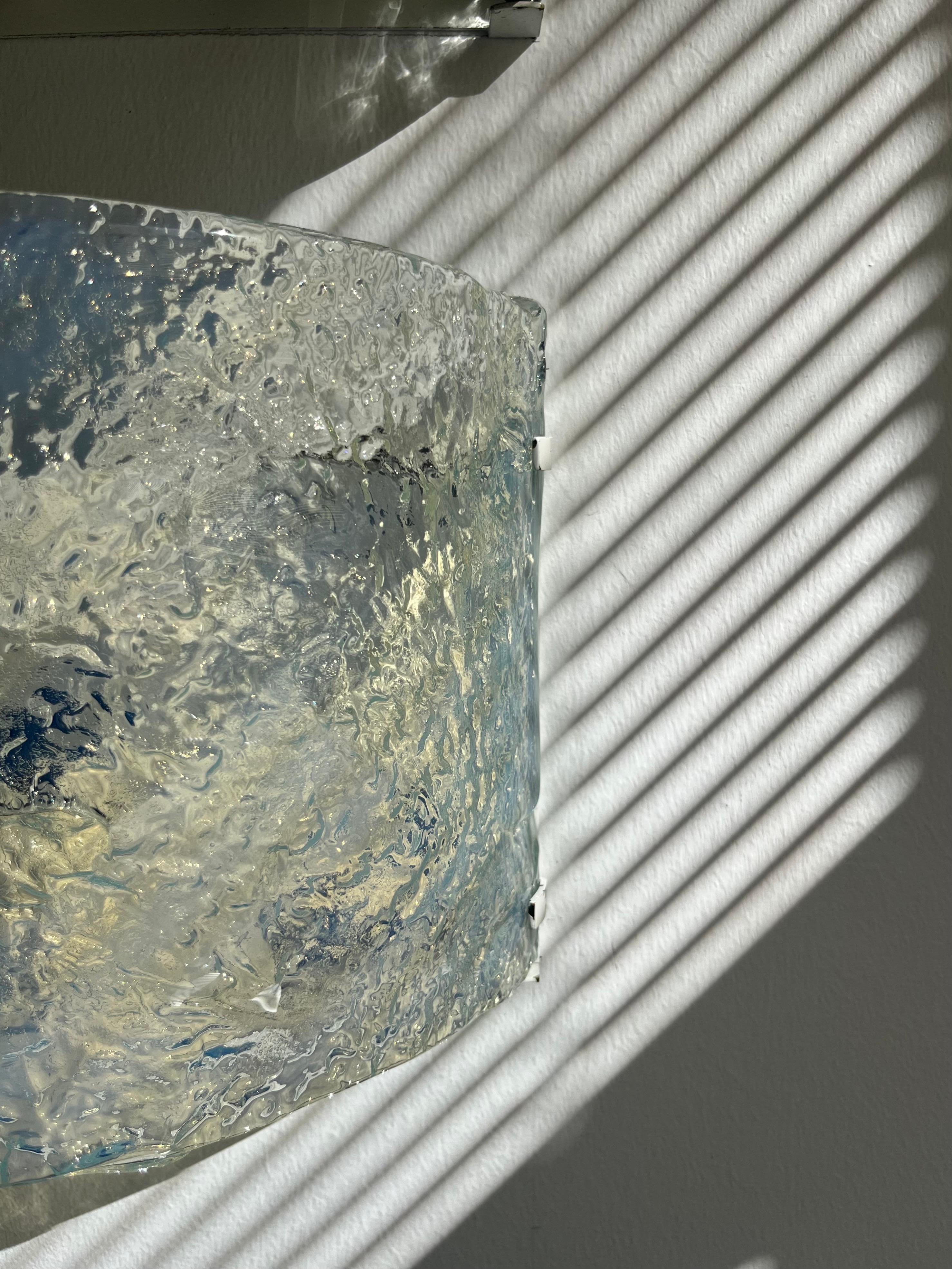 Juego de cuatro apliques de pared de Murano iridiscente de Carlo Nason para Mazzega, años 70 en venta 15