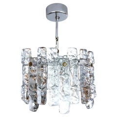 Lustre Murano autrichien en verre glacé du milieu du siècle par Kalmar, Model "Sierra", 1970