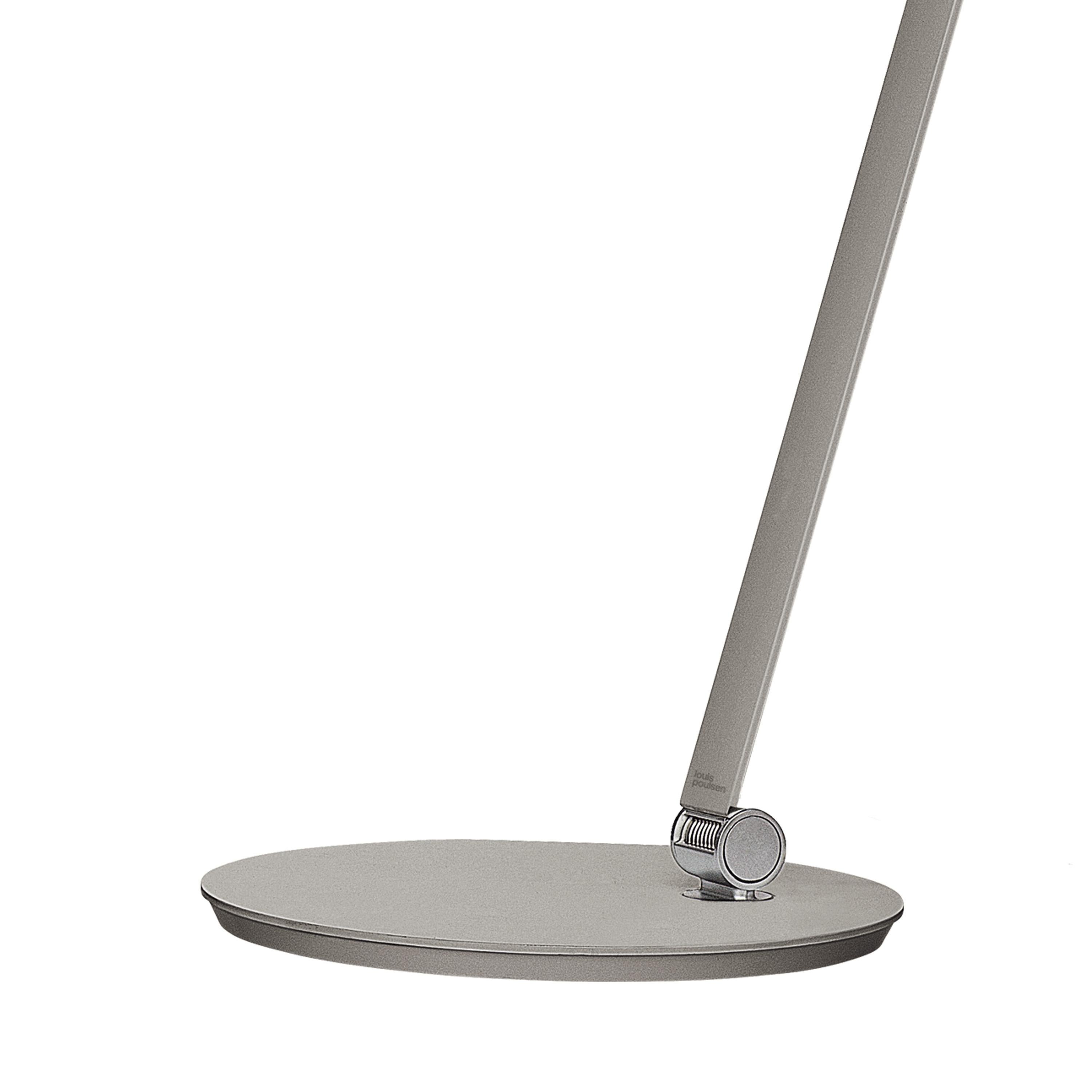 Im Angebot: Louis Poulsen NJP Tischleuchte von Nendo, Oki Sato, Gray (light aluminum grey.jpg) 5