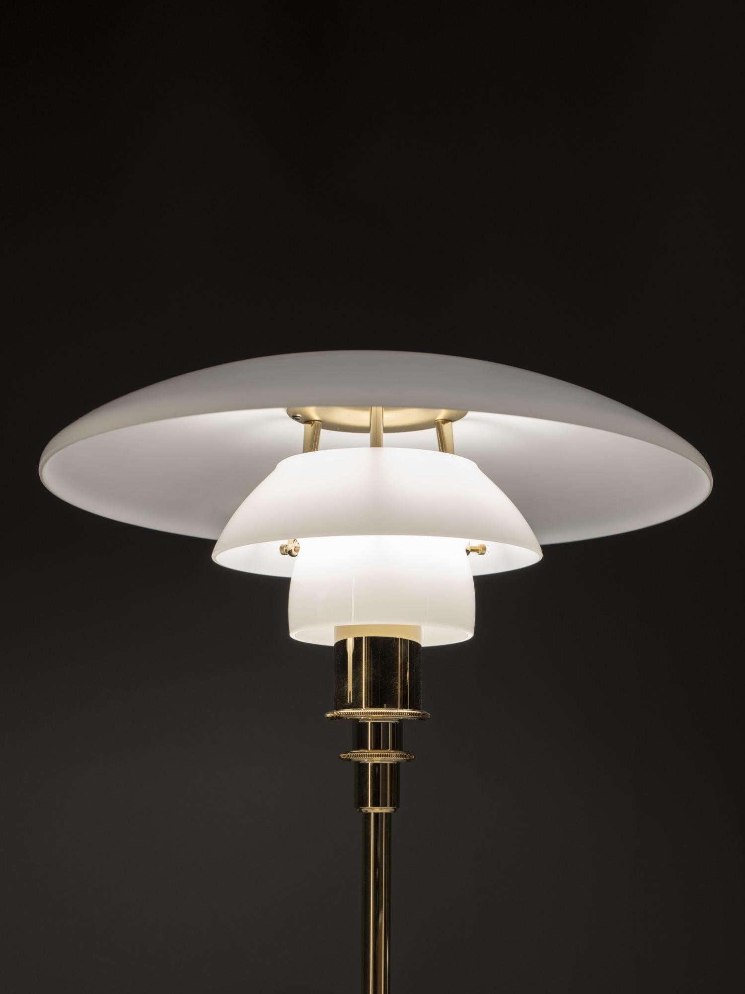 For Sale: Gold (brass.jpg) Louis Poulsen PH 3/2 Table Lamp by Poul Henningsen 3