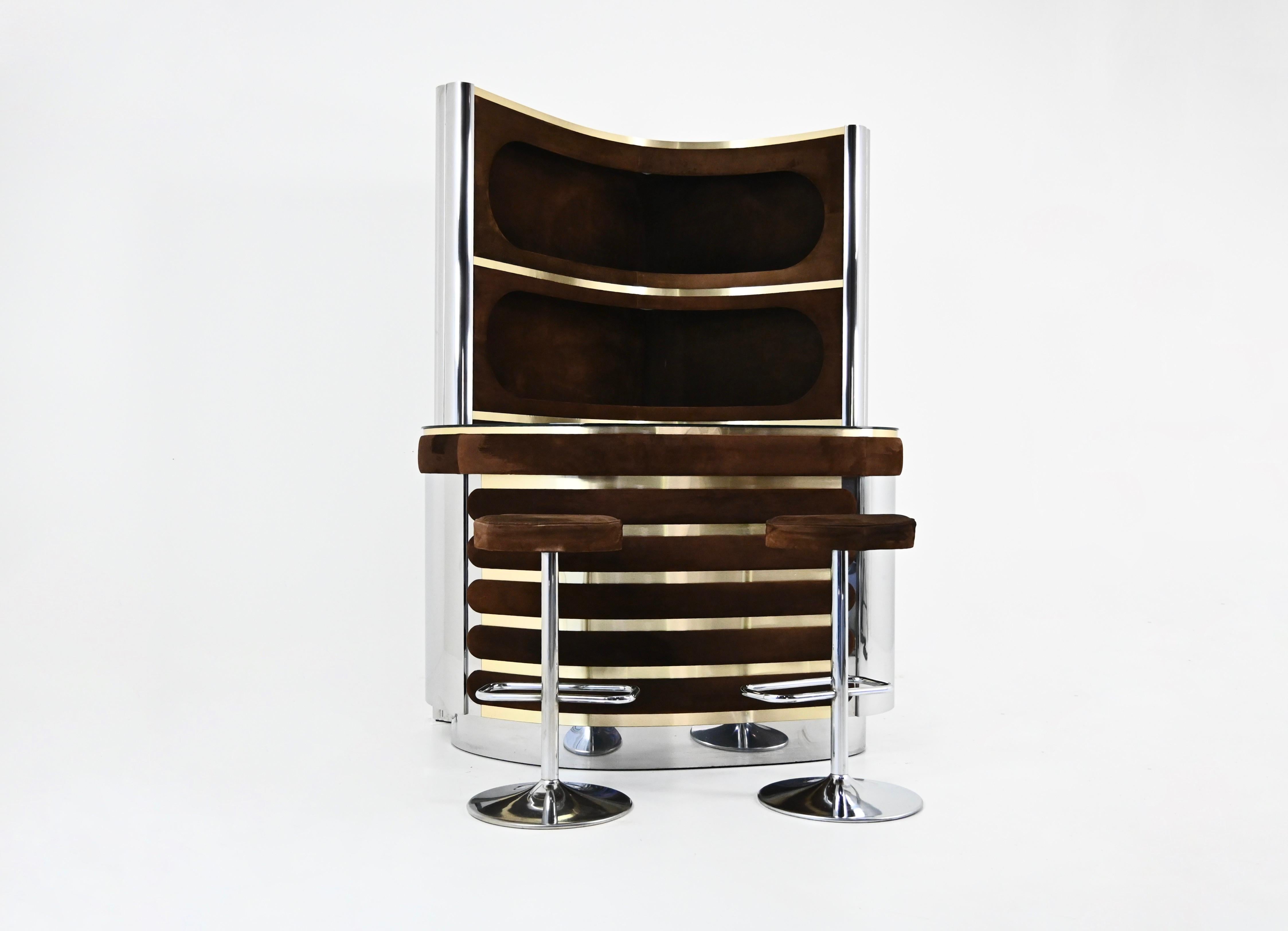 Fine XX secolo Set da bar con 2 sgabelli attribuito a Willy Rizzo, anni '70 in vendita