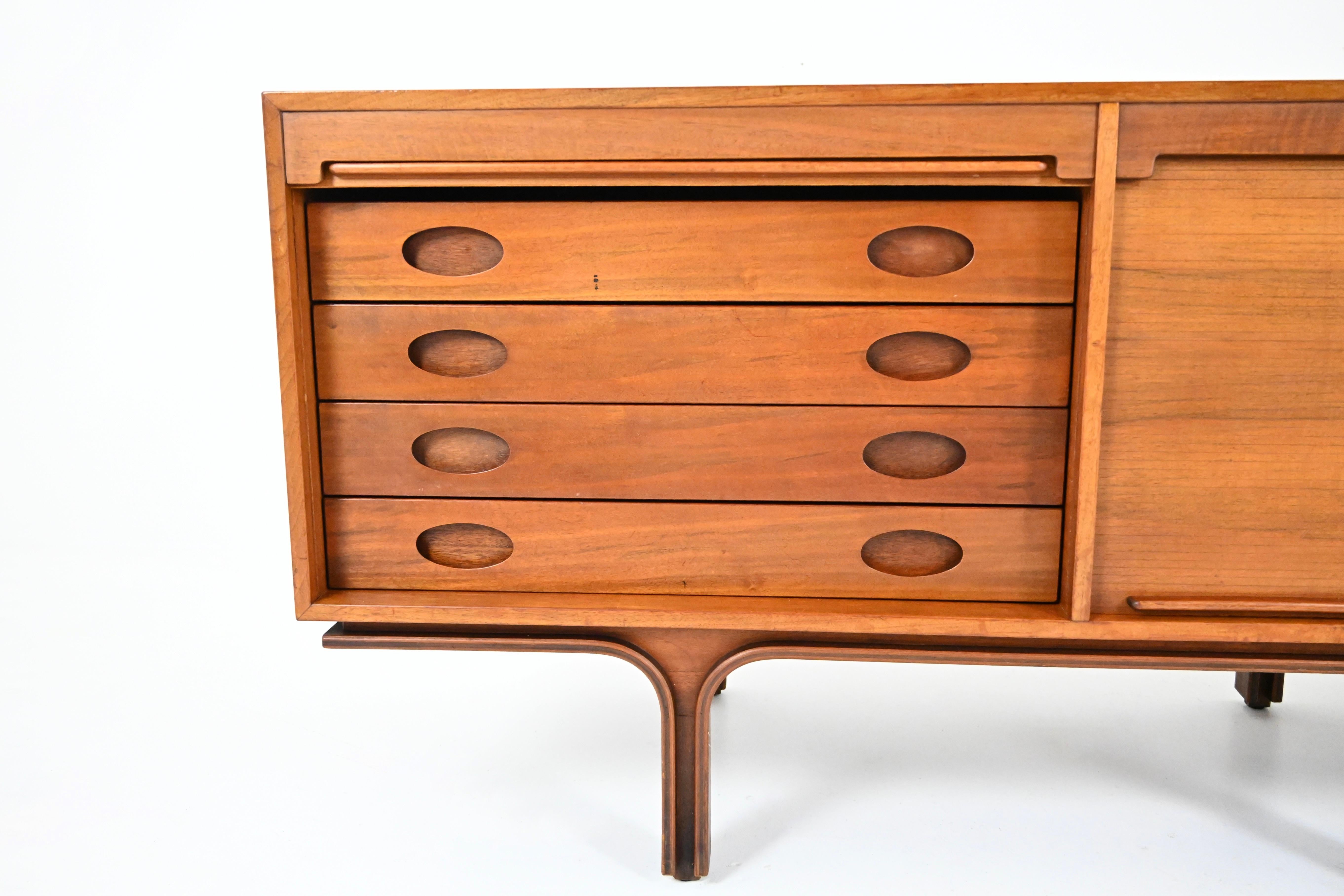 Sideboard by Gianfranco Frattini for Bernini, 1950s For Sale 3