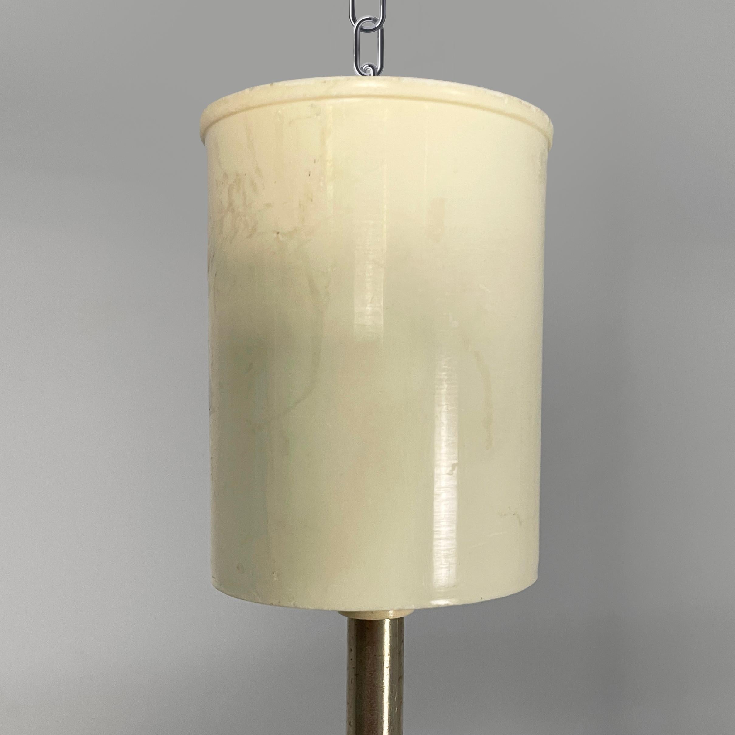 Lampadari italiani di metà secolo in vetro opalino bianco, anni '70 in vendita 5