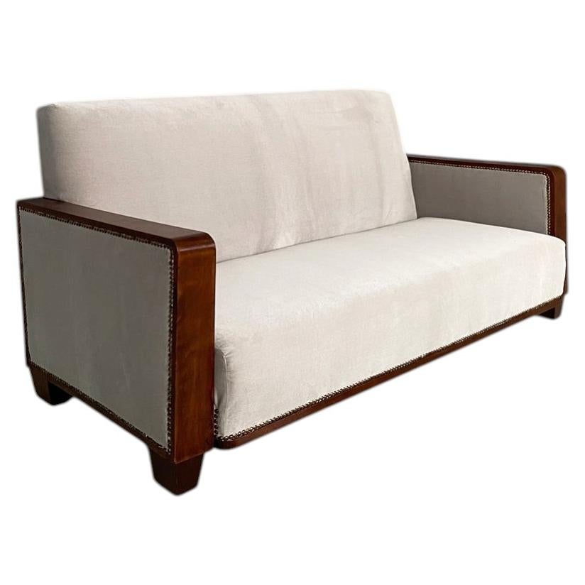 Italian Art Deco sofa in wood and grey velvet, 1930s