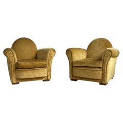 Sillones italianos de terciopelo amarillo de mediados de siglo, diseñados por Tito Agnoli para Poltrona Frau, década de los 50