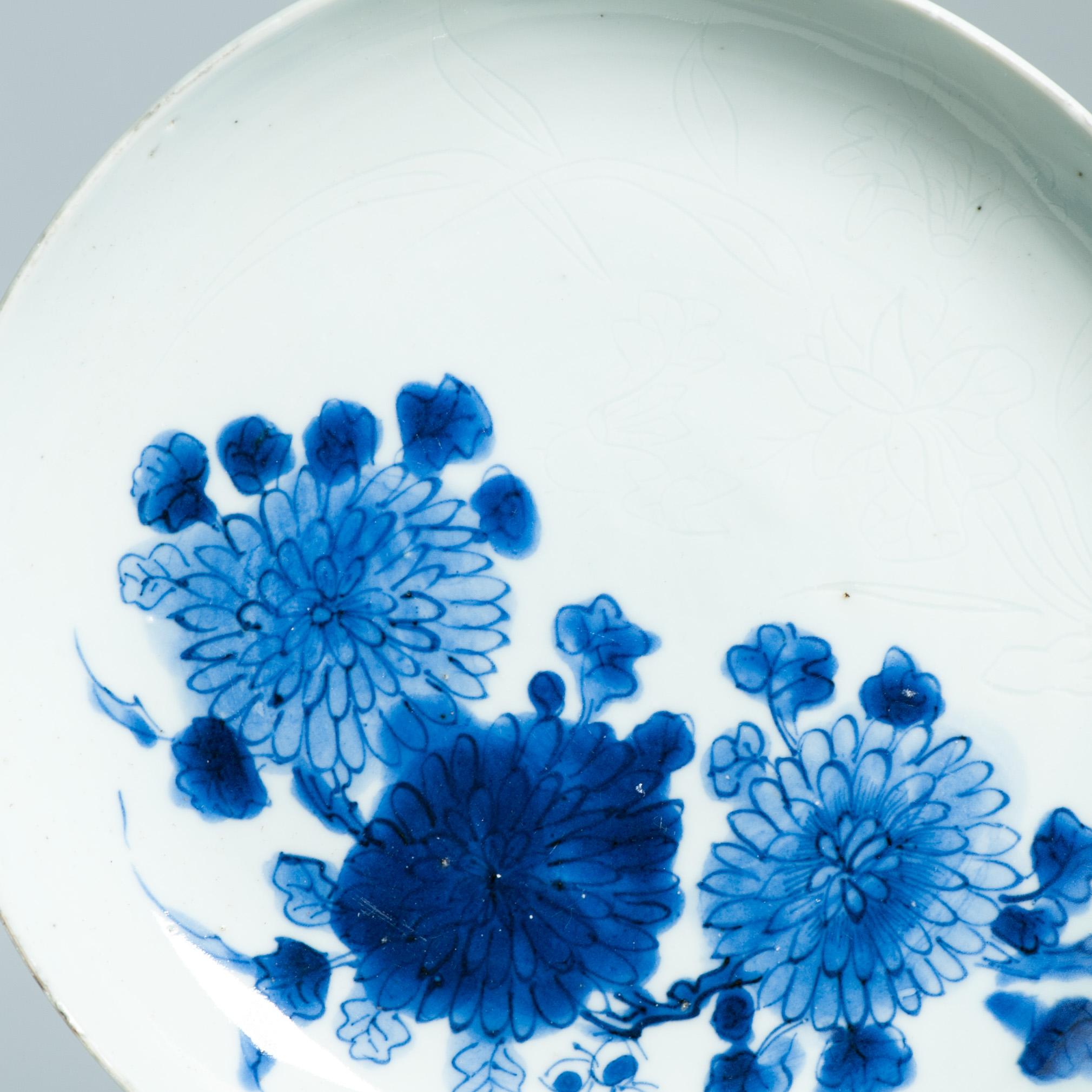 Rare Plat Kosometsuke chinois du début du 17ème siècle - Décoration Anhua - Dynastie Ming ... Bon état - En vente à Amsterdam, Noord Holland