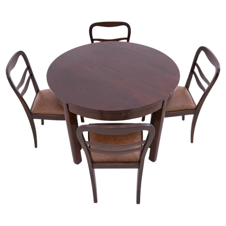Ausziehbarer Tisch mit 4 Stühlen im Art Deco Stil, Polen, 1940er Jahre. im Angebot