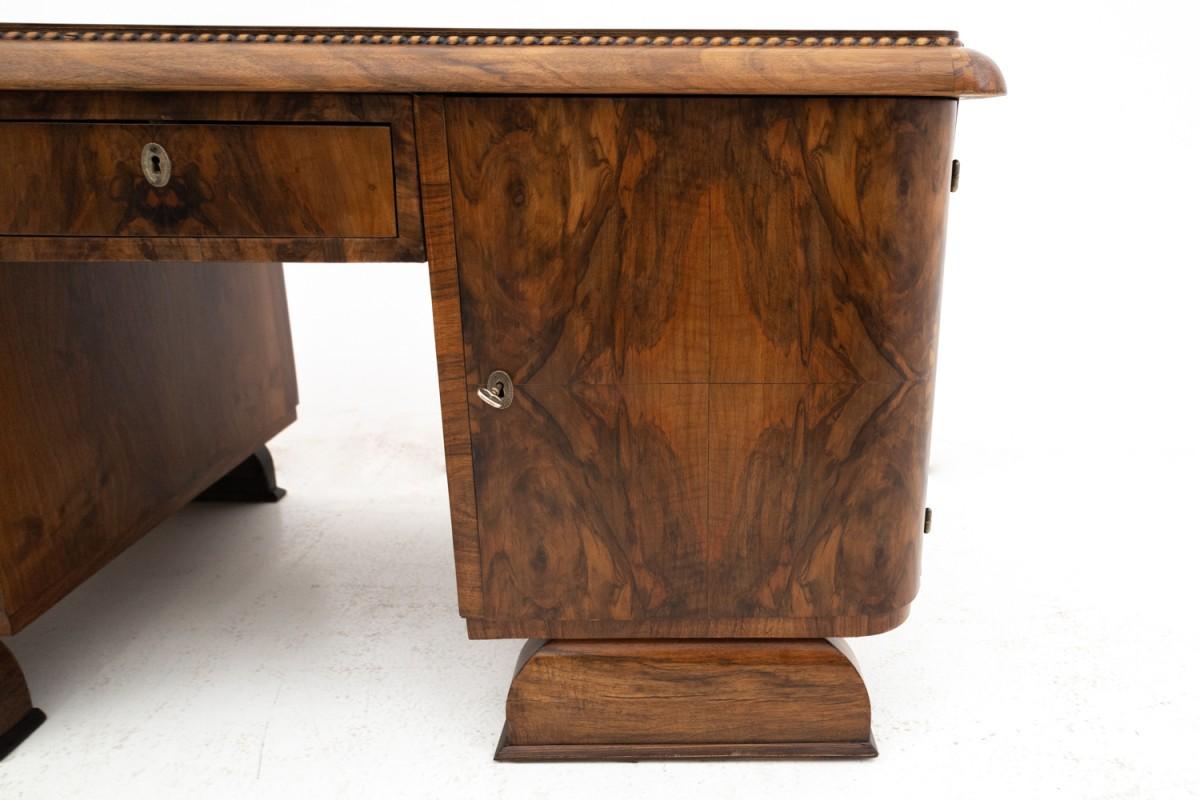Impressive Art Deco desk, Poland, ca. 1930. For Sale 3