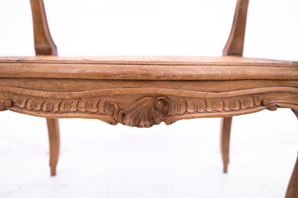 Bank/Sitzbank für einen Saal, Frankreich, ca. 1920.

Sehr guter Zustand.

Holz: Nussbaum

Maße: Höhe 67 cm Sitzhöhe 44 cm Breite 72 cm Tiefe 44 cm