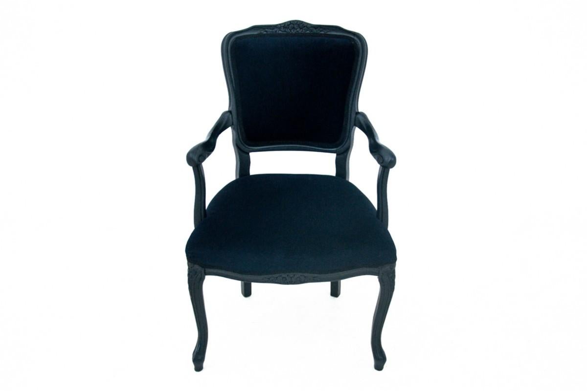 Sillón escandinavo fabricado en la década de 1940.

Muebles en muy buen estado, tras una renovación profesional.

Dimensiones: altura 85 cm / altura asiento 42 cm / anchura 55 cm / profundidad 60 cm