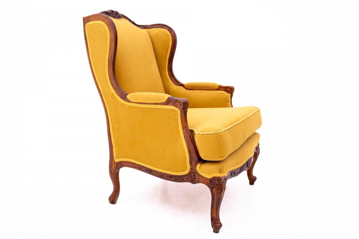 Paire de fauteuils à oreilles, France, vers 1920. en vente 5