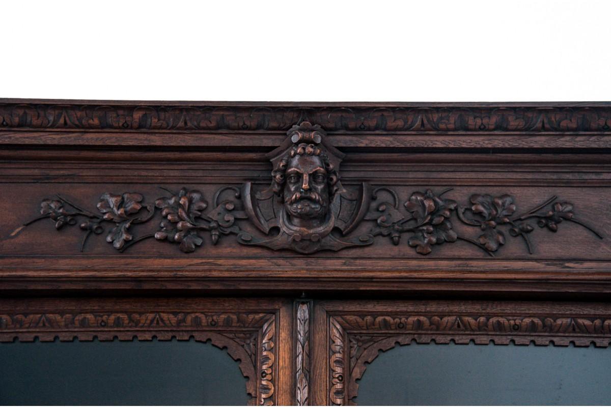 Library in the neo-renaissance style, circa 1890. In Good Condition For Sale In Chorzów, PL
