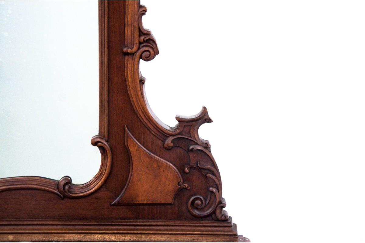 Noyer Coiffeuse ancienne, vers 1890, France. en vente