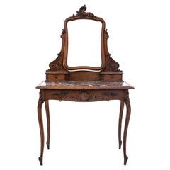 Table de toilette ancienne, France, tournant des 19e et 20e siècles.