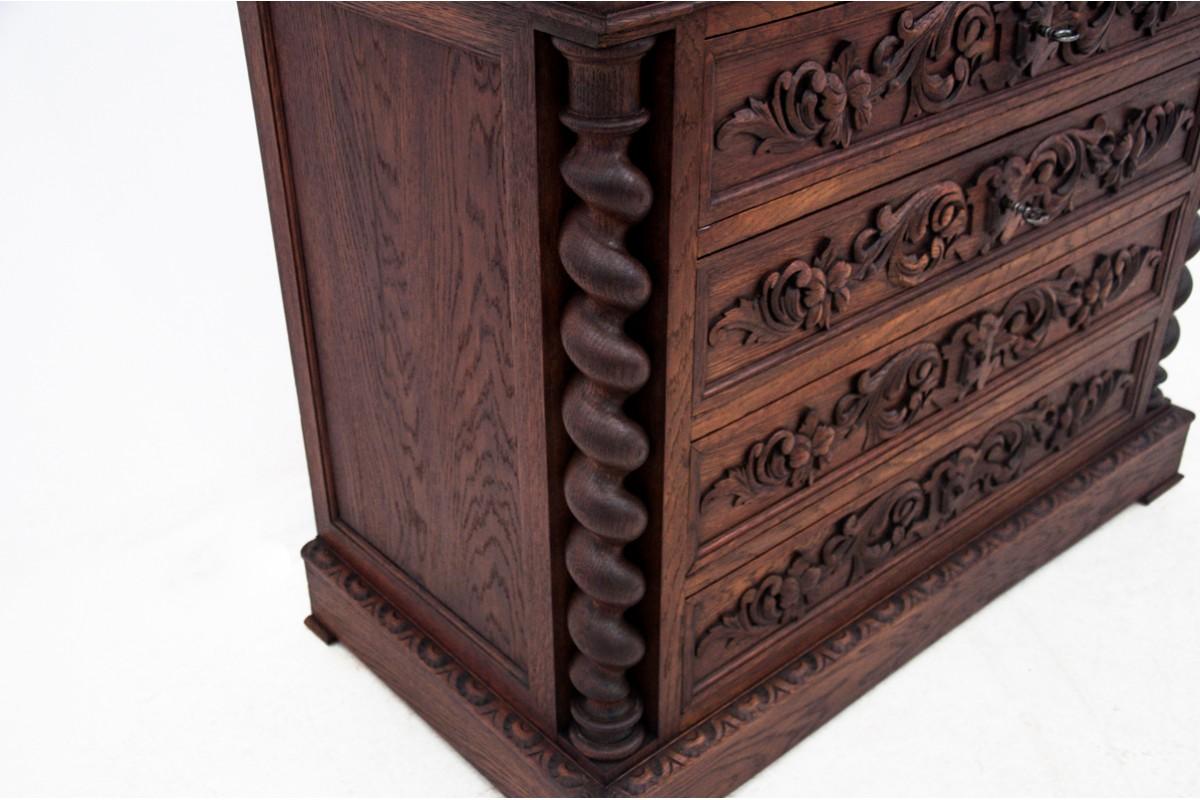 Commode ancienne, France, vers 1885. en vente 4
