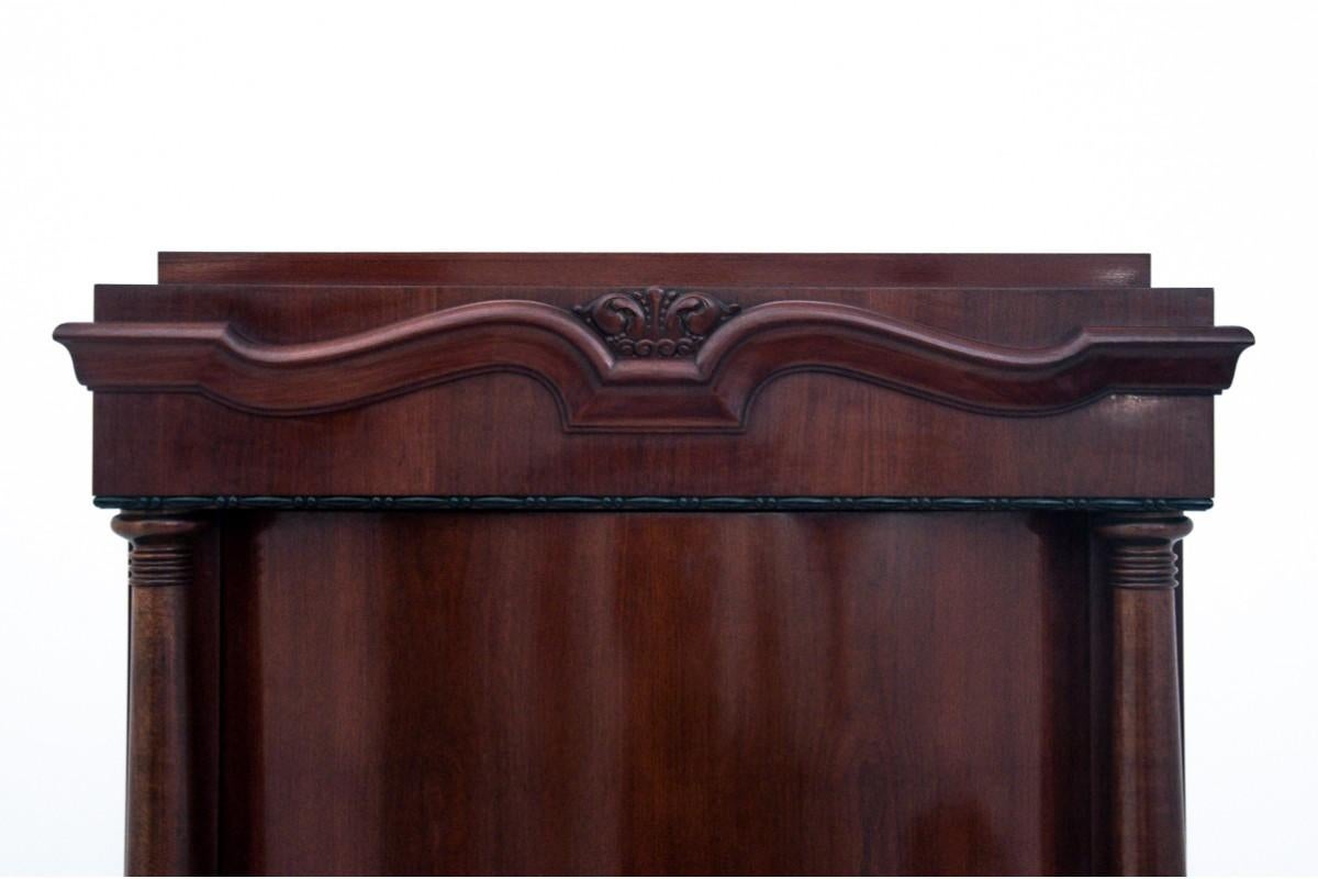 Acajou Ancienne commode Biedermeier, vers 1860. en vente