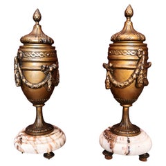 Pair of covered vases bronze cassolettes on marble bases, Louis XVI - N 1713