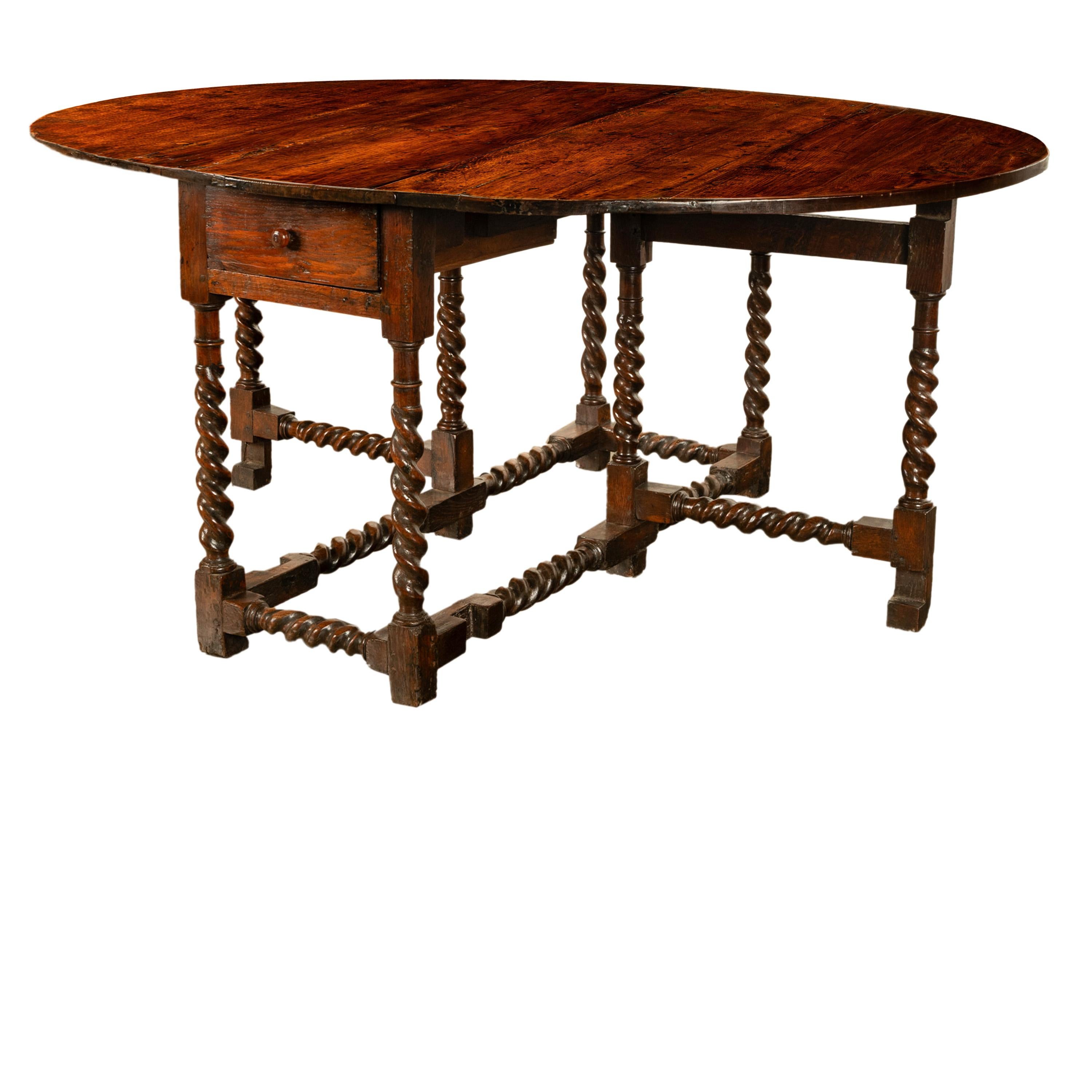 William and Mary Table de salle à manger ancienne du 17e siècle en Oak Oak Twist Gateleg 1690 en vente