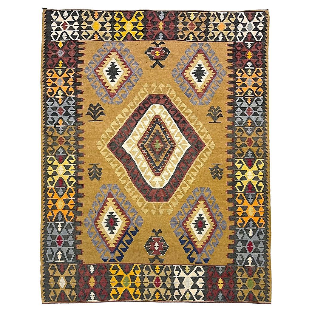 Vintage Kilim, Anatolian, Mid-End-20th Century Handwoven For Sale
