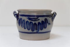 German Stoneware 5 Liter Crock, late 19th Century.