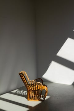 Fauteuil de détente danois en rotin, créé par Tove Kindt-Larsen pour R. Wengler, années 1940.