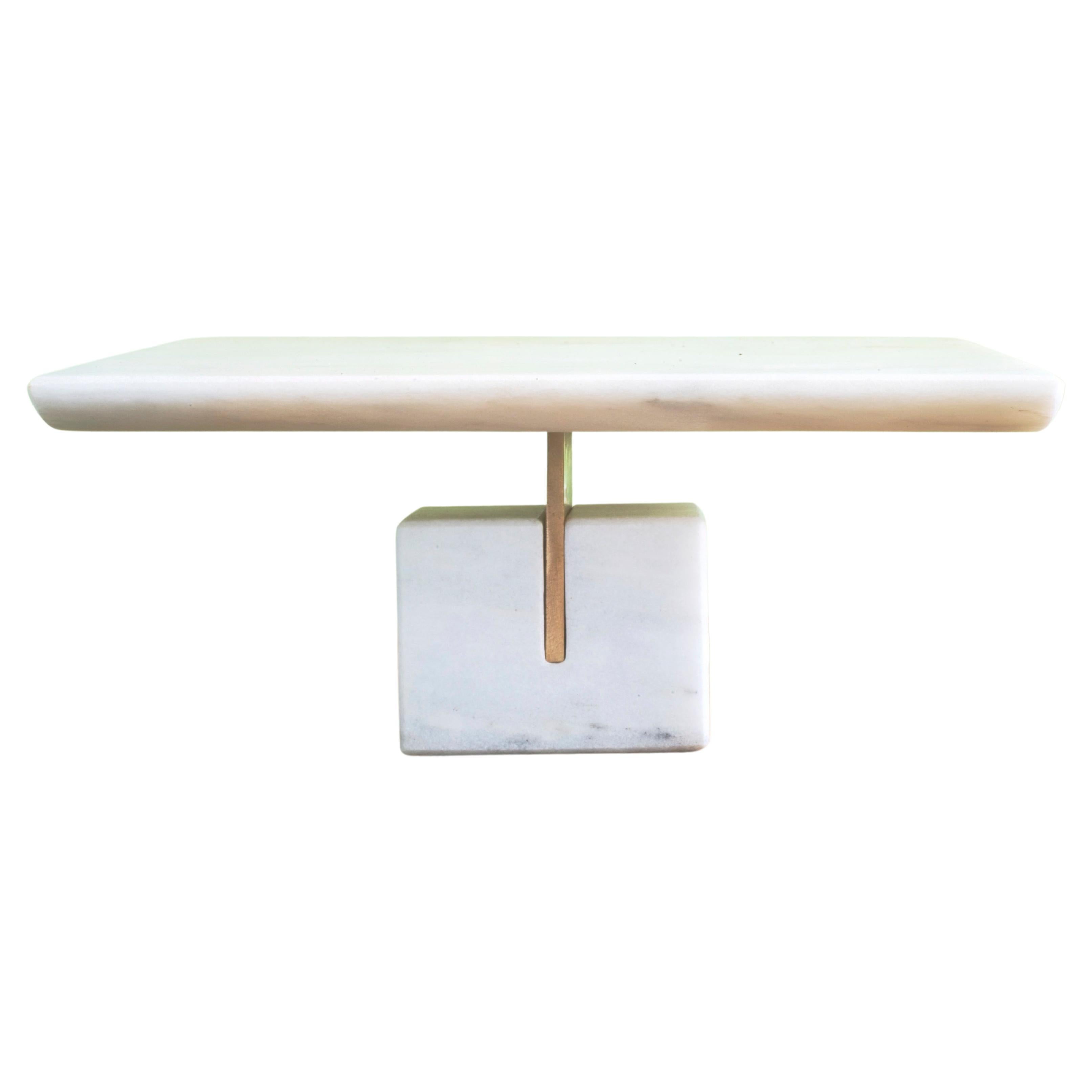 21e siècle, minimaliste, art de la table européen, marbre grec blanc et bronze