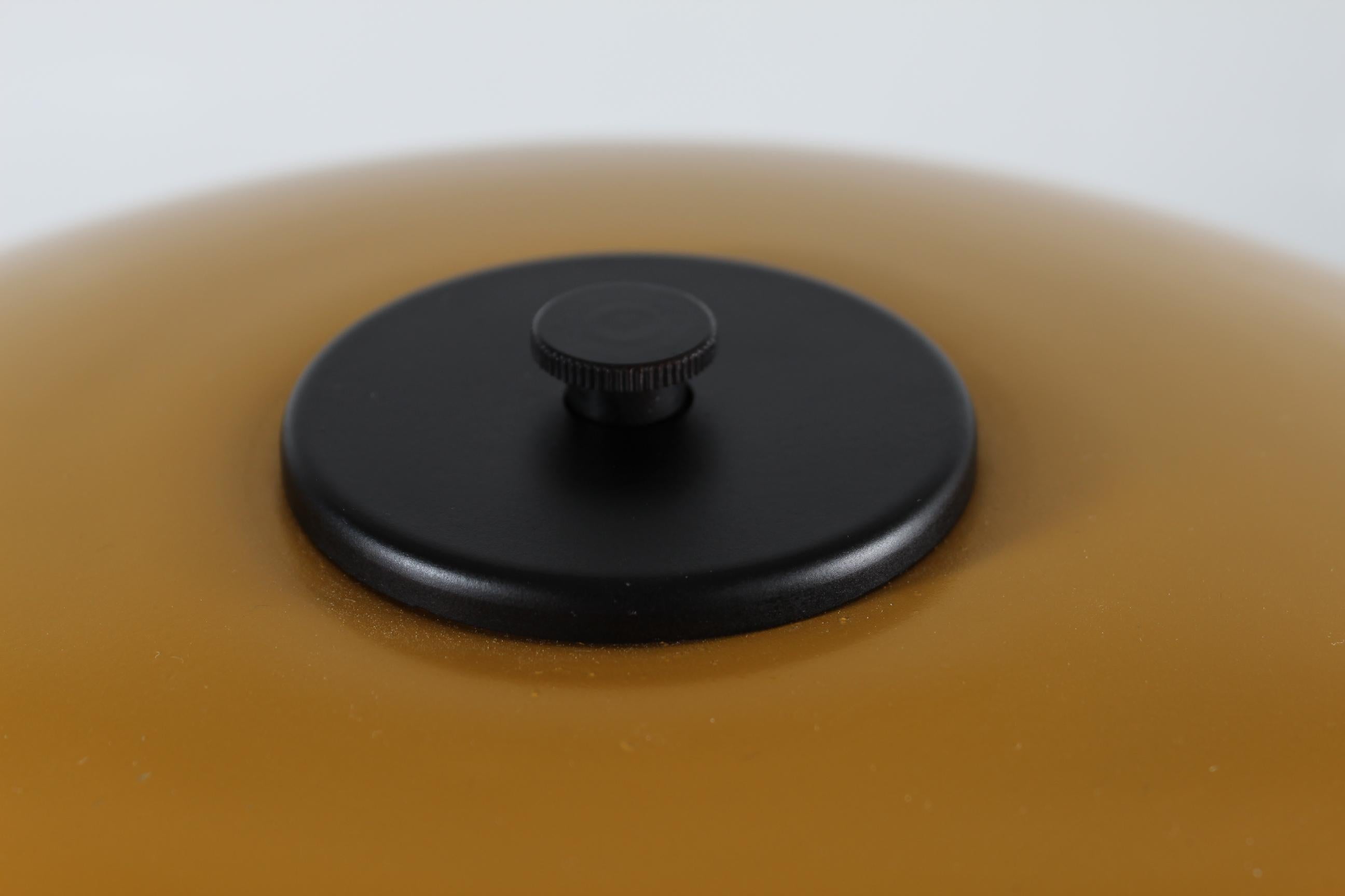 Lampe de table Poul Henningsen Art Deco PH PH 3½-2 Verre + abat-jour jaune chaud années 1930 en vente 3