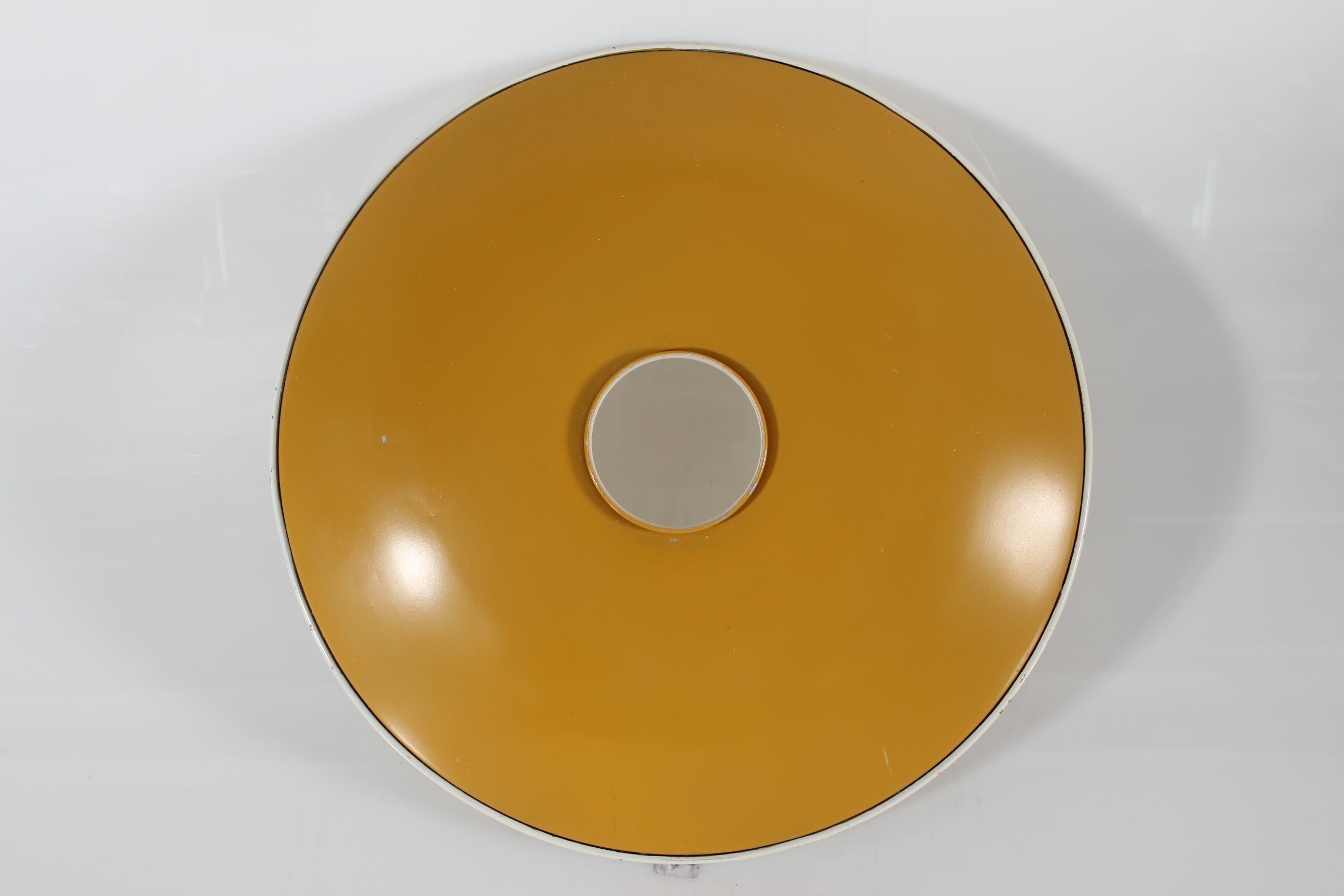 Lampe de table Poul Henningsen Art Deco PH PH 3½-2 Verre + abat-jour jaune chaud années 1930 en vente 11