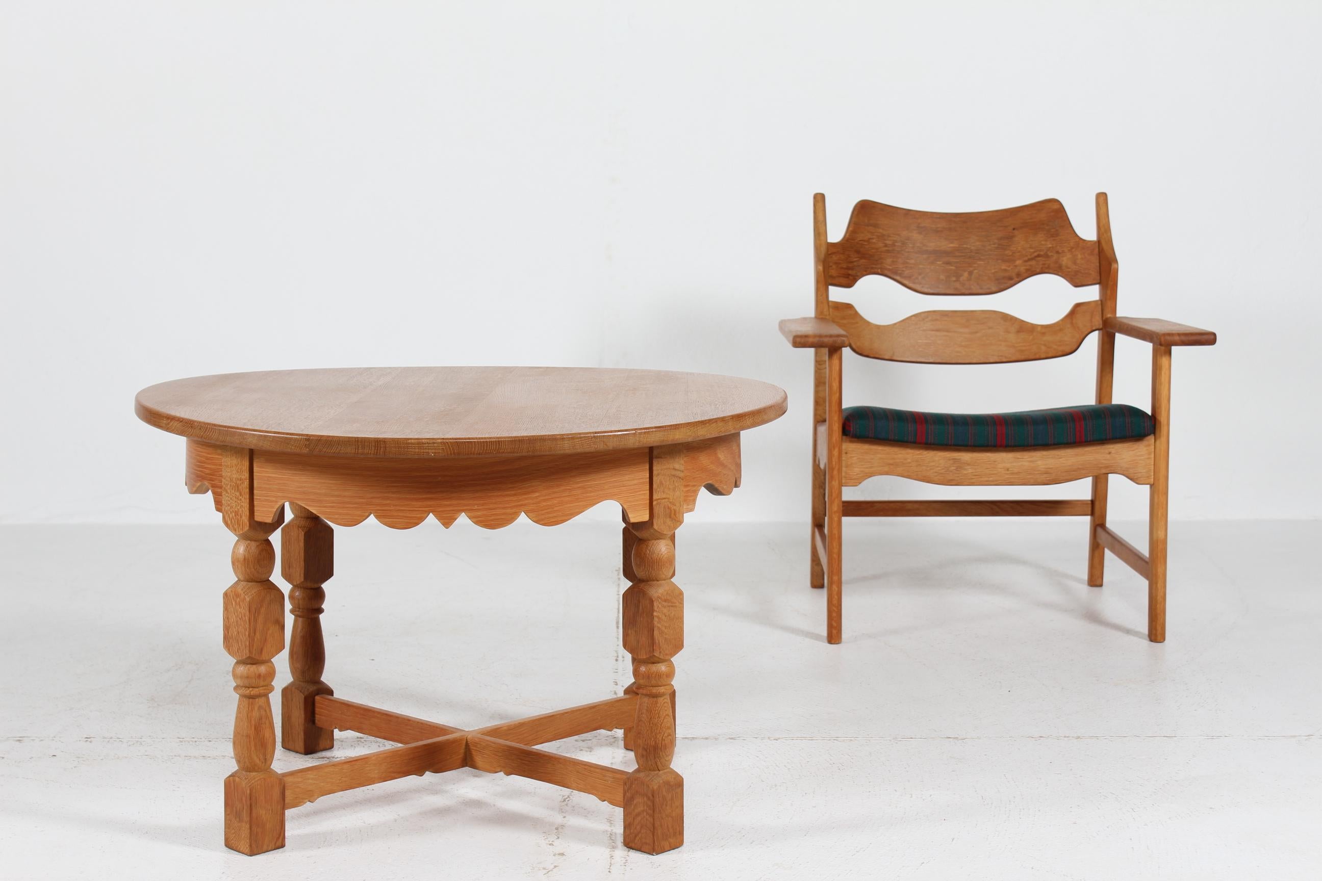 Henning Kjærnulf Style Brutalist Round Coffee Table of Solid Oak 1970s For Sale 2