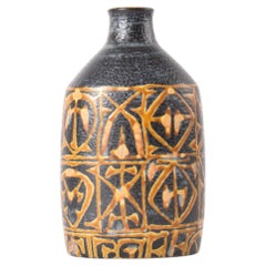 Jarrón «Baca Flask» de Nils Thorsson para Aluminia, negro y amarillo, danés, década de 1960, color poco común