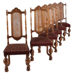 Set aus 6 handgefertigten Esszimmerstühlen im dänischen Renaissancestil aus massiver Eiche, 1930er Jahre