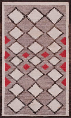 Early 20th Century American Navajo Carpet ( 4' x 6'10" - 122 x 208 )
